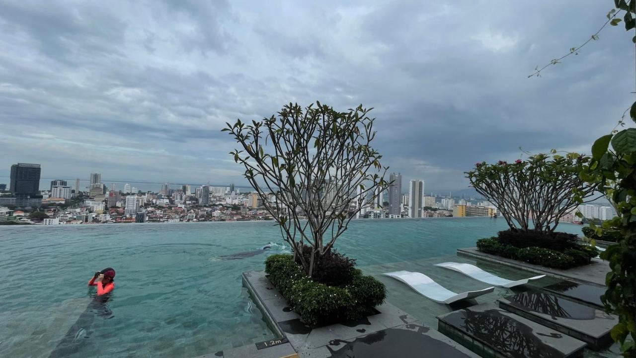 13 Beacon Executive Suites #Rooftoppool #Luxurysuites George Town Exteriér fotografie