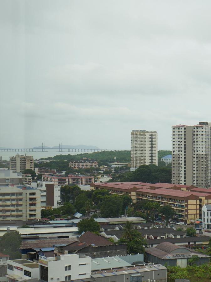 13 Beacon Executive Suites #Rooftoppool #Luxurysuites George Town Exteriér fotografie