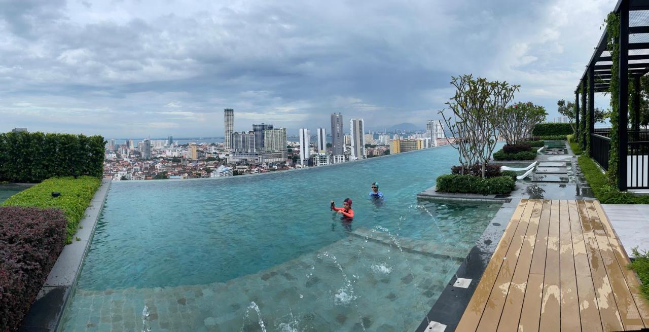 13 Beacon Executive Suites #Rooftoppool #Luxurysuites George Town Exteriér fotografie